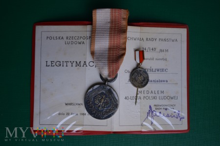Duże zdjęcie Medal 40-lecia Polski Ludowej