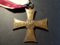 Krzyż Walecznych;wykonanie Londyńskie z błędem:19.