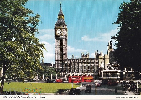 Big Ben and Parliament Square, London.