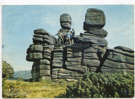 Duże zdjęcie Karkonosze - skałki "Trzy Świnki" - 1965