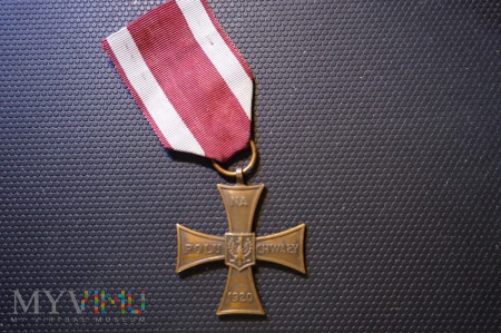 Duże zdjęcie Krzyż Walecznych - wykonanie Mennica Państwowa