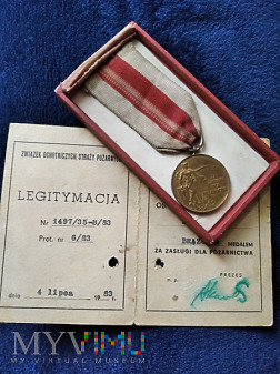 Duże zdjęcie Medal Za Zasługi Dla Pożarnictwa