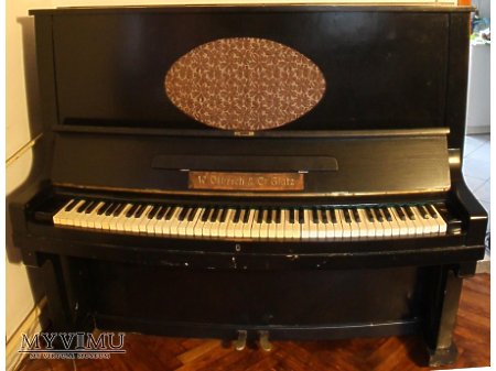 pianino W. Olbrich & Co. Glatz