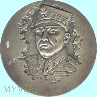 Generał  Broni Karol Świerczewski. 1897–1947