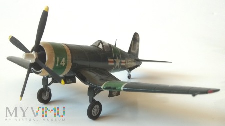 Samolot myśliwski F4U-4 