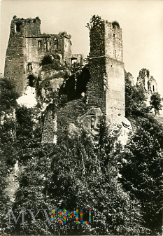 Odrzykoń - ruiny zamku z XIV w.