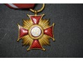 Złoty Krzyż Zaslugi - PRL 1952 - 1989
