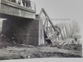 Niemcy i zniszczony most 1939