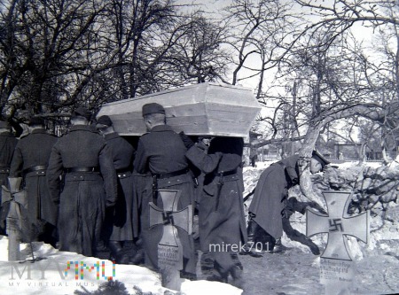 Duże zdjęcie Pogrzeb poległych 19-21 marca 1942