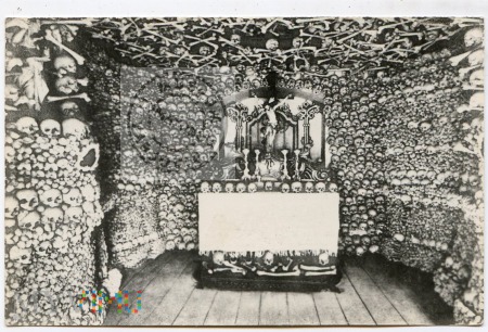 Duże zdjęcie Kudowa Zdrój - Czermna - Kaplica czaszek - lata 60
