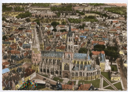 Duże zdjęcie Bayeux - katedra - lata 50-te