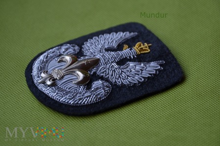 Orzełek haftowany bajorkiem wojskowo-harcerski