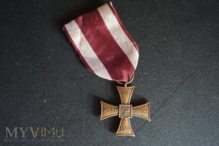 Duże zdjęcie Krzyż Walecznych z lat 1945 - 1946 : L4.