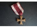 Krzyż Walecznych z lat 1945 - 1946 : L4.