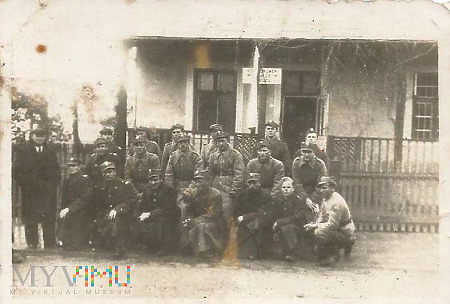 Komenda Powiatowa MO w Mielcu - 1945r.
