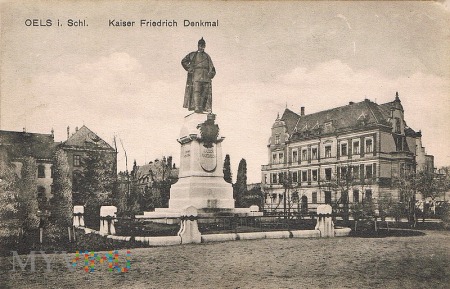 Kaiser Friedrich Denkmal