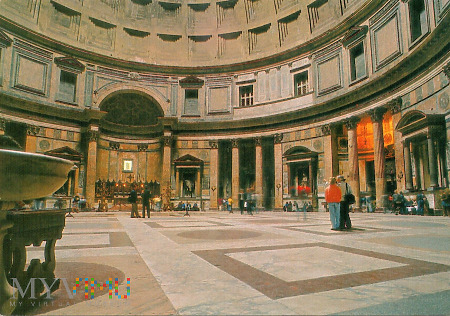 ROMA Pantheon Interno