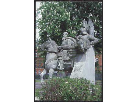 Duże zdjęcie Pomniki Komorowa - hetman Stefan Czarniecki