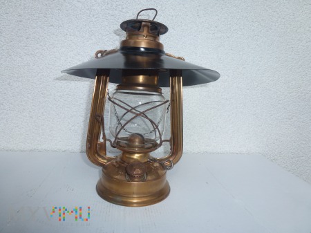 Lampa naftowa Bat nr.158 Batola / 0027