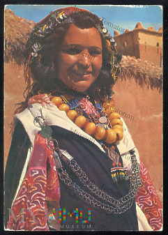 Duże zdjęcie Folklor - Berberka z plemion Zayane - kon. XX w.