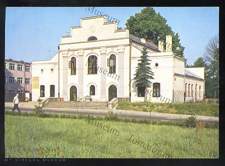 Horyniec Zdrój - dawny teatr Ponińskich - 1978