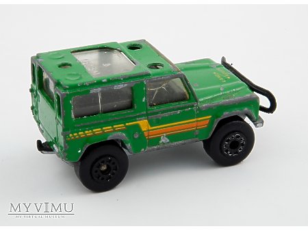 Land Rover Defender 90 Matchbox (1)