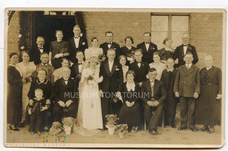 Grupowe zdjęcie rodzinne - wesele, lata 30-te
