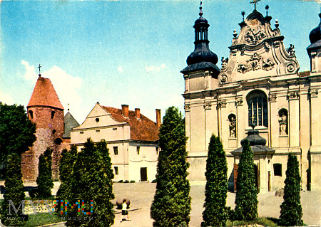 Strzelno - kościół św. Trójcy z XII/XIII wieku