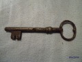 klucz od drzwi 008