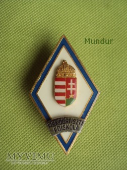 Węgierska absolwętka Rendőrtiszti Főiskola