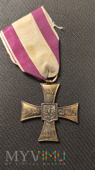Duże zdjęcie Krzyż Walecznych - mosiądzowany po 1945 r Nr;.25.