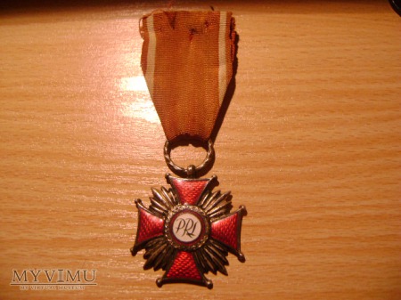 Duże zdjęcie srebrny Krzyż Zasługi PRL