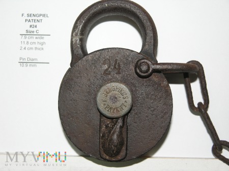 F. Sengpiel Patent Padlock, #24- Size 