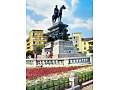 Bułgaria Sofia pomnik zwrócony na prawo
