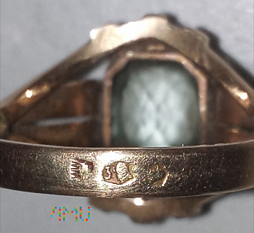 Damski złoty pierścionek pr. 585