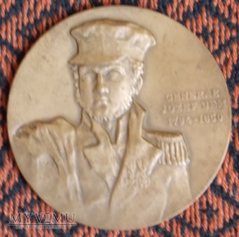 Medal 70 lecia Artyleryjskiej Alma Mater w Toruniu