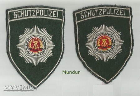 Duże zdjęcie Volkspolizei - emblemat SCHUTZPOLIZEI