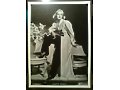 Marlene Dietrich z papierosem zdjęcie Ross Verlag