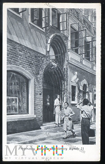 W-wa - Stare Miasto - Rynek 21 - lata 1950-te