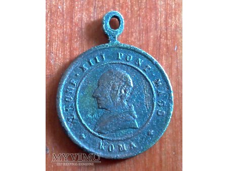 Stary medalik z Papieżem Leonem XIII nr. 2