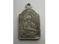 Medalik z Matką Boską Szkaplerzną