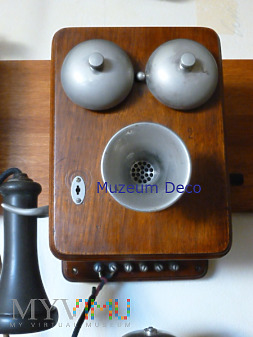Stary telefon Bell