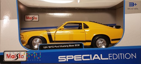 Duże zdjęcie 11. Ford Mustang 1:24 box