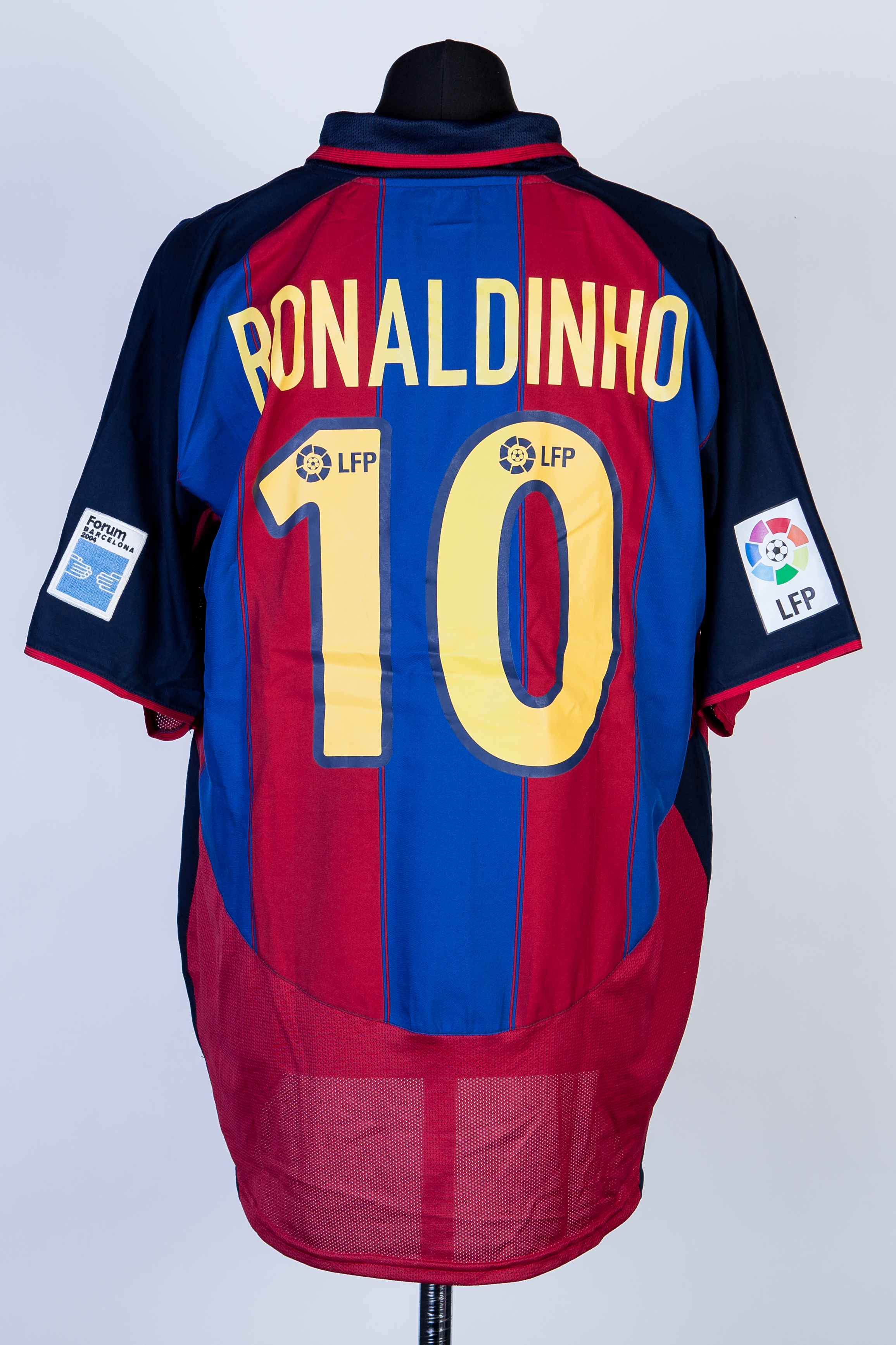 Barcelona shirt 2004 - RONALDINHO - Football shirts