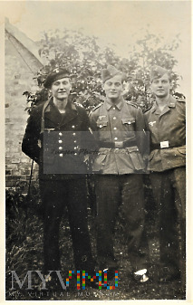 Wehrmacht- trzy w jednym.
