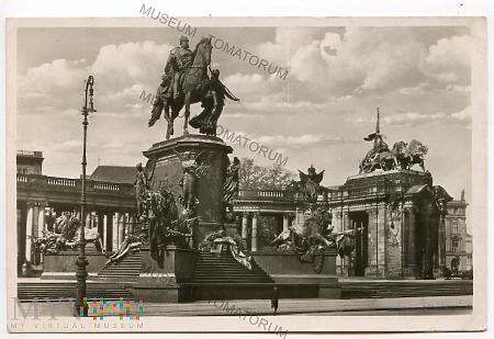 Berlin - Pomnik esarza Wilhelma I - lata 30-te XX