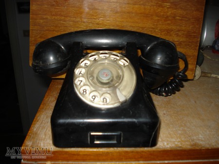 stary polski telefon RWT model CB-62