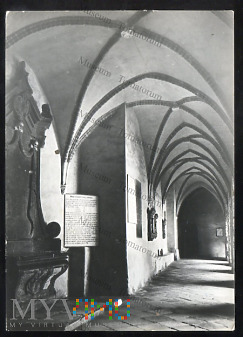 Klasztor Święty Krzyż - krużganki - 1962