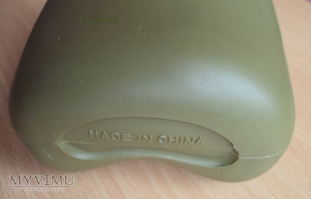 Manierka z tworzywa "made in China"