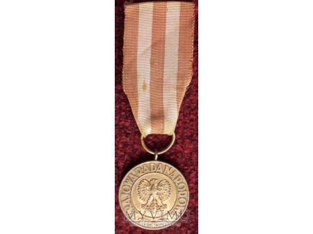 Duże zdjęcie Medal Zwycięstwa i Wolności